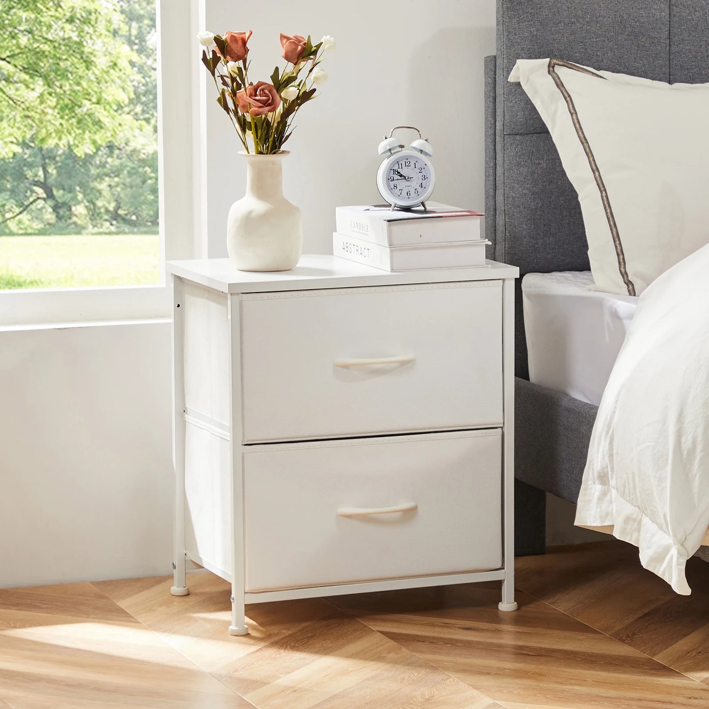 YIL&GA Nightstand